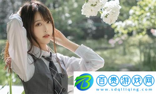 朝陽初升校園1/1hxxx：晨曦中的寧靜與活力交織