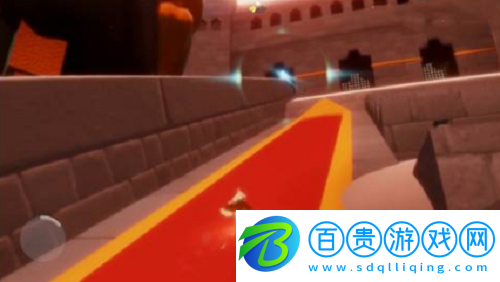光遇鞠躬?jiǎng)幼髟谀膬耗?></p><p>4、觸碰后解鎖鞠躬先祖。</p><p style=
