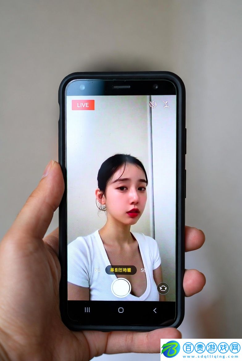 《瑞典農(nóng)場主六個(gè)女兒》在線觀看最新版
